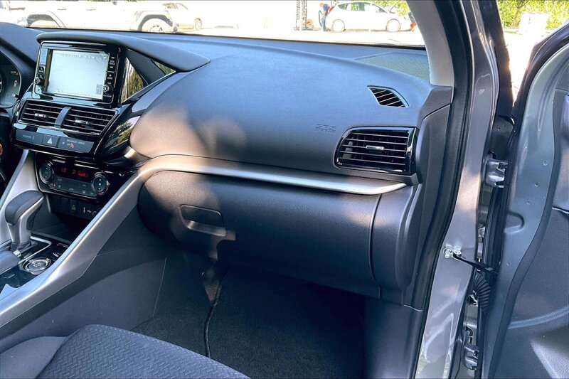 2024 Mitsubishi Eclipse Cross ES - Photo 16 - Ponce, AL 00717