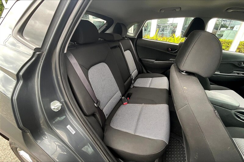 2022 Hyundai KONA SE - Photo 27 - Ponce, AL 00717