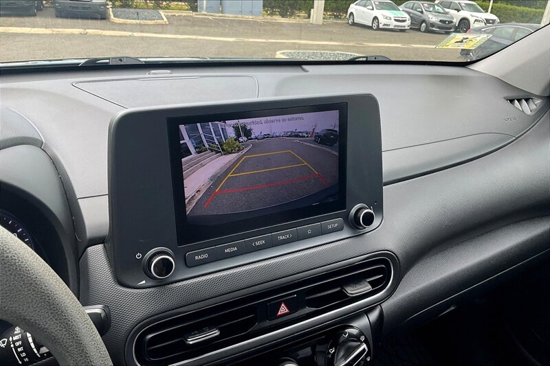 2022 Hyundai KONA SE - Photo 21 - Ponce, AL 00717