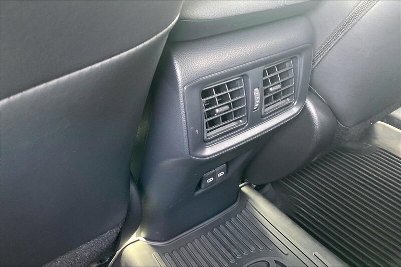 2022 Toyota RAV4 Hybrid XSE - Photo 32 - Ponce, AL 00717
