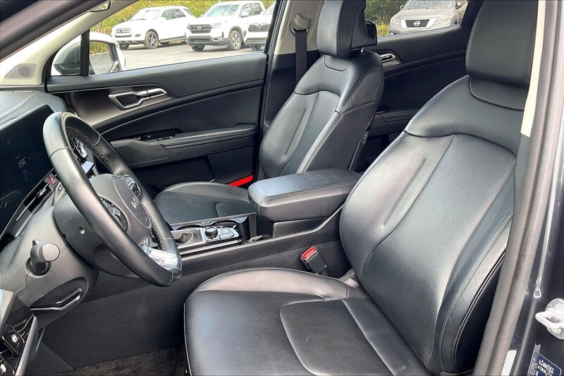 2025 Kia Sportage EX - Photo 24 - Ponce, AL 00717