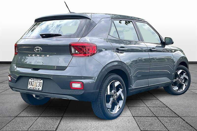 2025 Hyundai VENUE SE - Photo 13 - Ponce, AL 00717