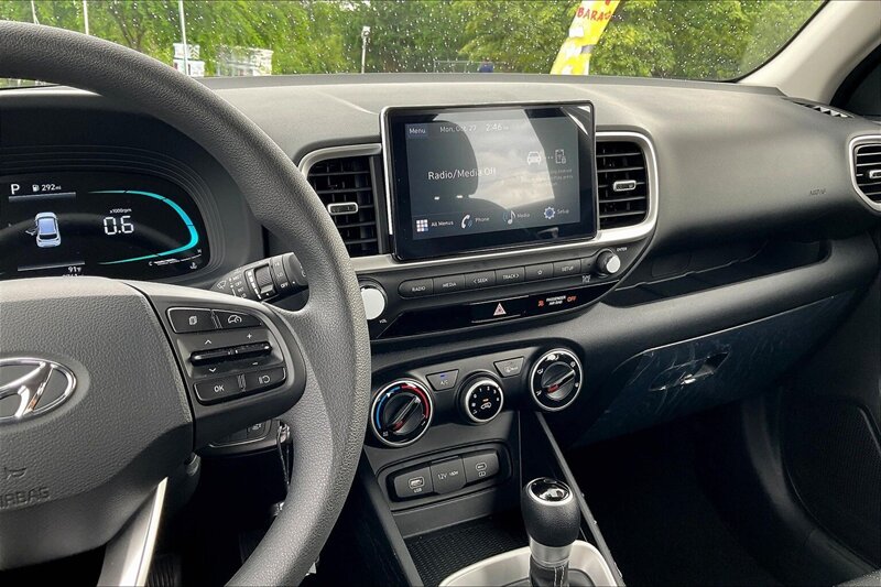 2025 Hyundai VENUE SE - Photo 6 - Ponce, AL 00717