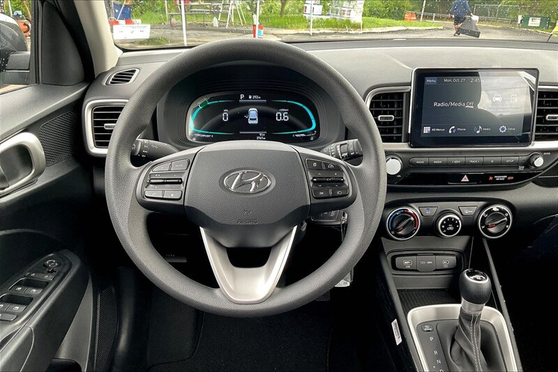 2025 Hyundai VENUE SE - Photo 5 - Ponce, AL 00717