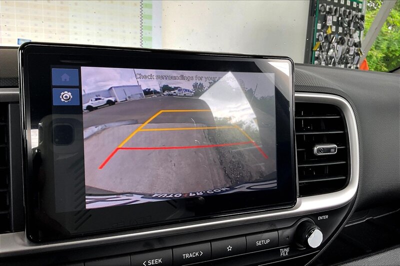 2025 Hyundai VENUE SE   - Photo 21 - Ponce, AL 00717