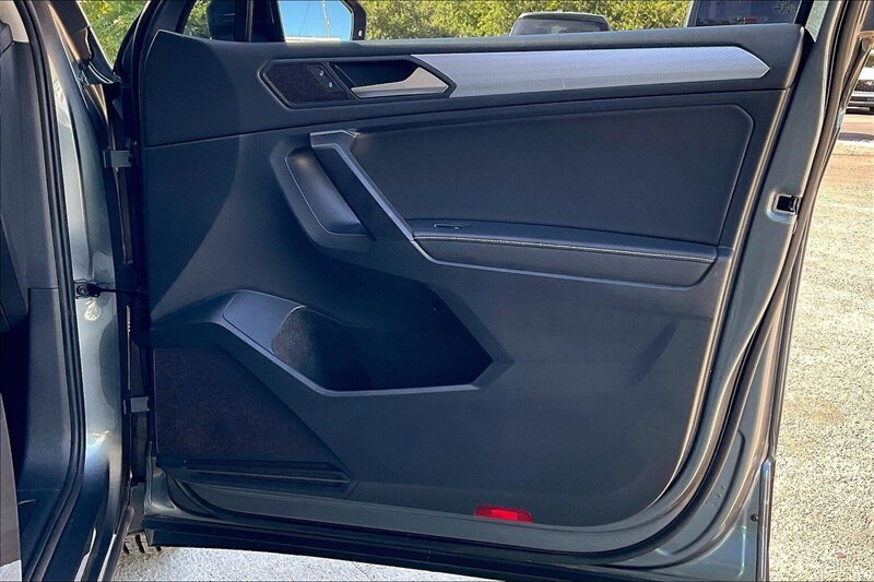 2022 Volkswagen Tiguan S - Photo 23 - Ponce, AL 00717