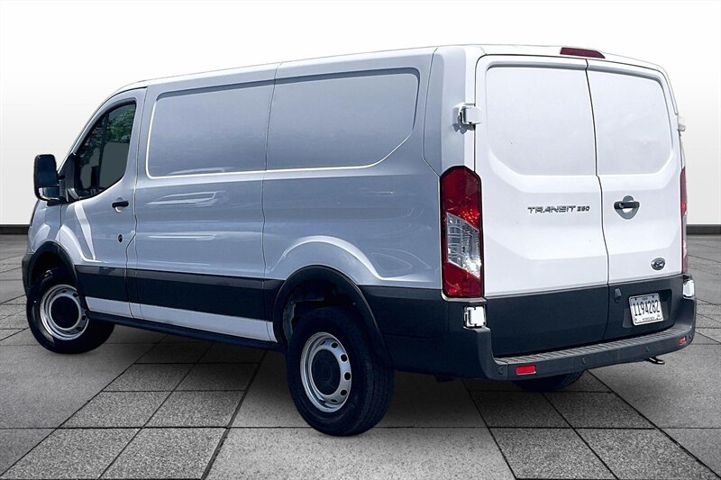 2024 Ford Transit 250 - Photo 11 - Ponce, AL 00717
