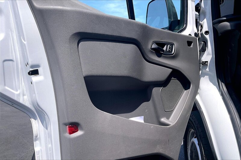 2024 Ford Transit 250 - Photo 23 - Ponce, AL 00717