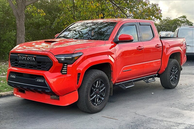 2024 Toyota Tacoma SR5   - Photo 1 - Ponce, AL 00717