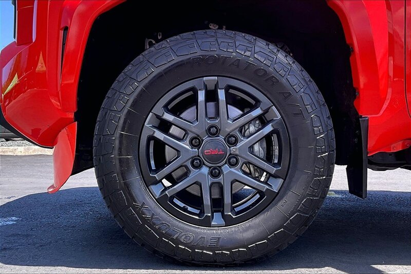 2024 Toyota Tacoma SR5 - Photo 8 - Ponce, AL 00717