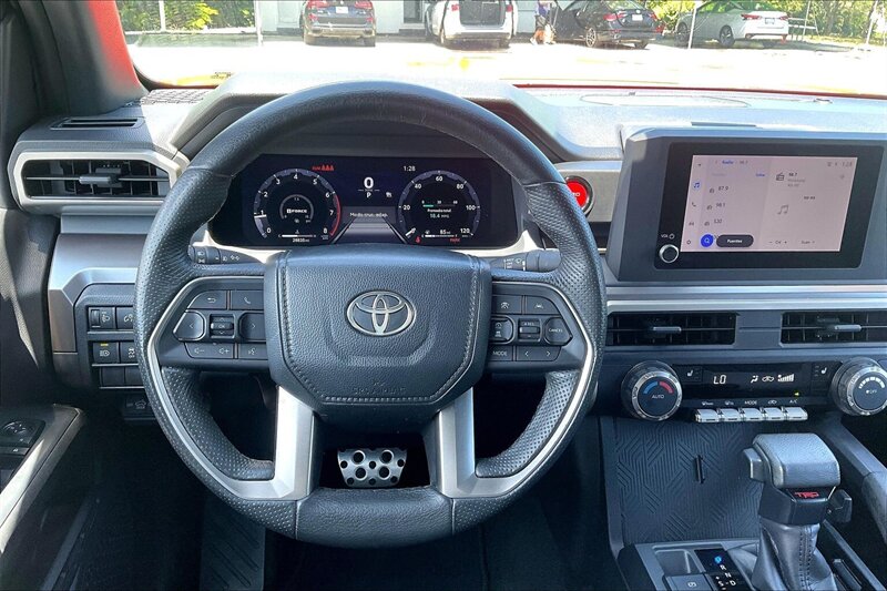 2024 Toyota Tacoma SR5 - Photo 5 - Ponce, AL 00717
