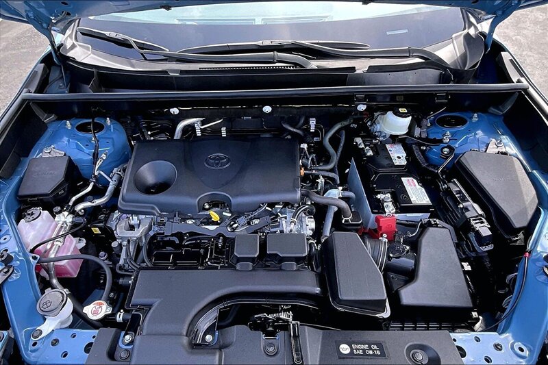 2025 Toyota RAV4 LE - Photo 9 - Ponce, AL 00717