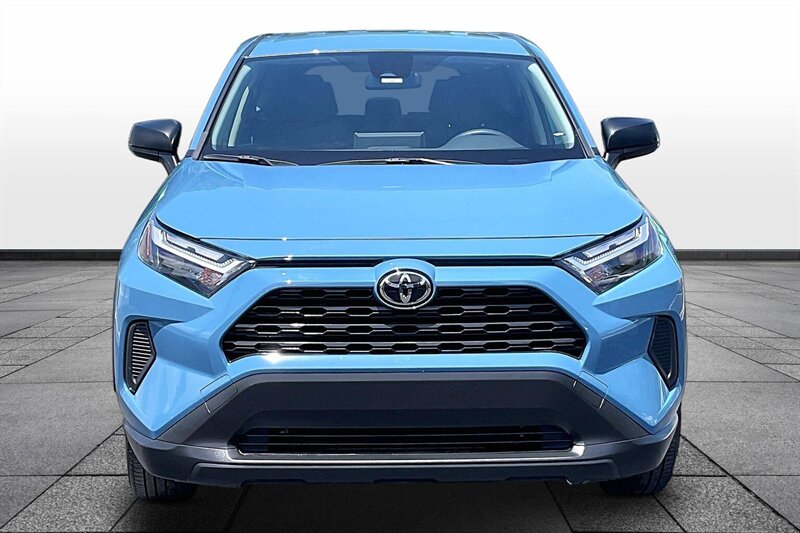 2025 Toyota RAV4 LE - Photo 3 - Ponce, AL 00717