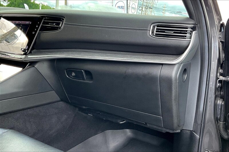 2022 Jeep Wagoneer Series II - Photo 14 - Ponce, AL 00717