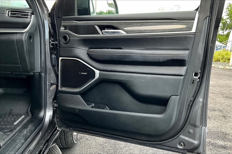 2022 Jeep Wagoneer Series II - Photo 22 - Ponce, AL 00717