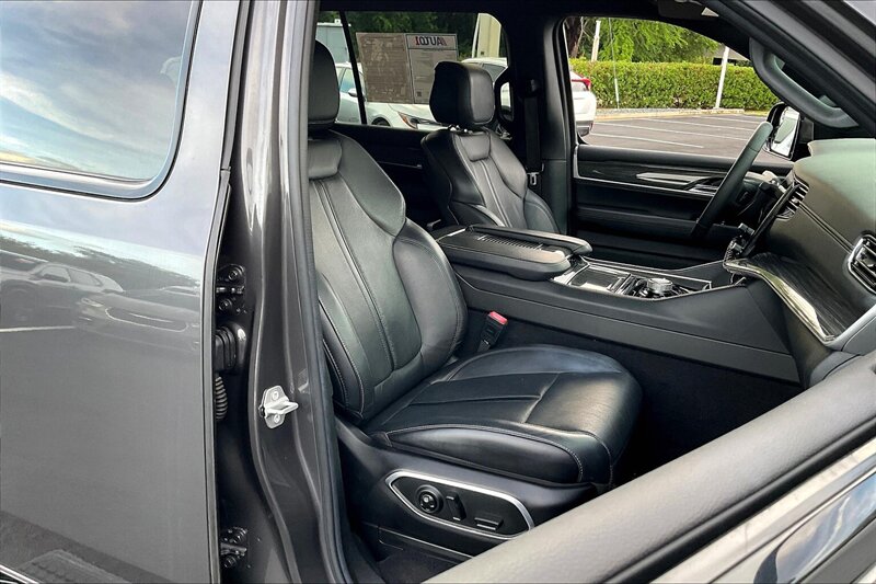 2022 Jeep Wagoneer Series II - Photo 7 - Ponce, AL 00717