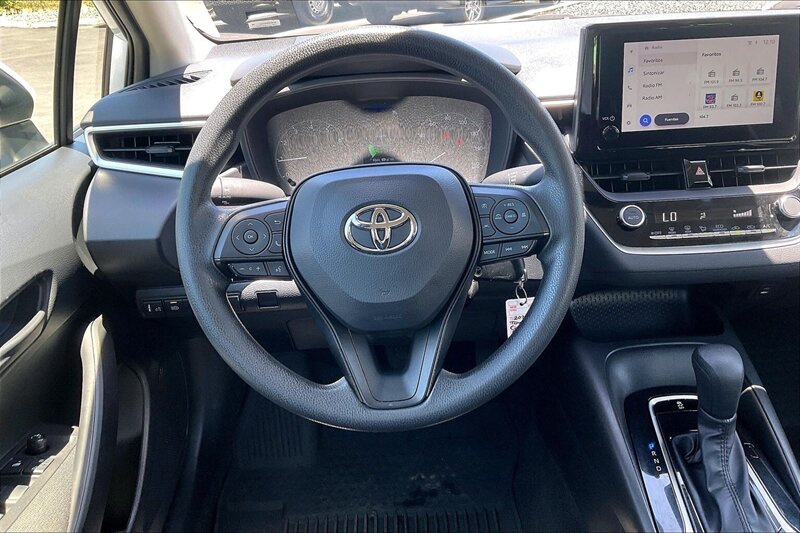 2025 Toyota Corolla LE - Photo 5 - Ponce, AL 00717