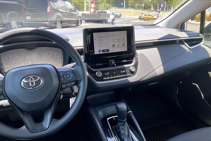 2025 Toyota Corolla LE - Photo 6 - Ponce, AL 00717
