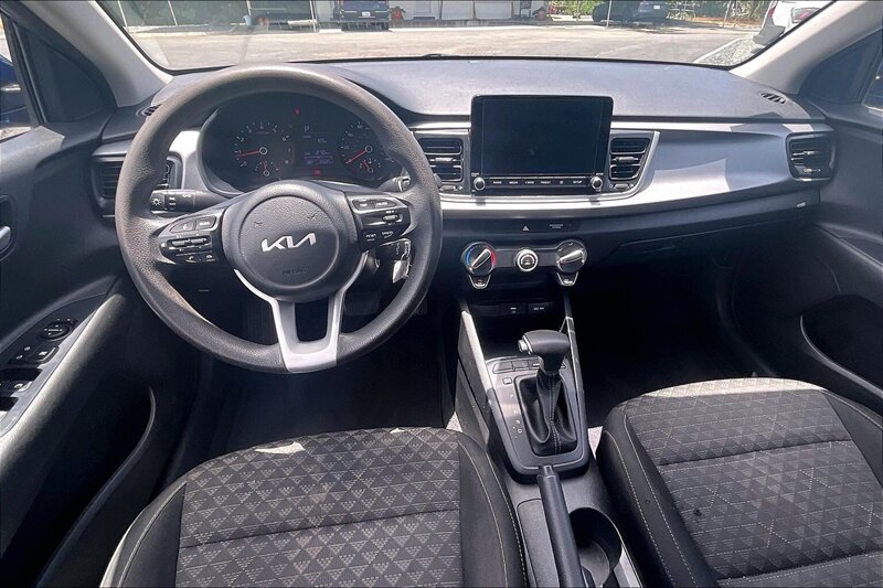 2023 Kia Rio LX - Photo 14 - Ponce, AL 00717