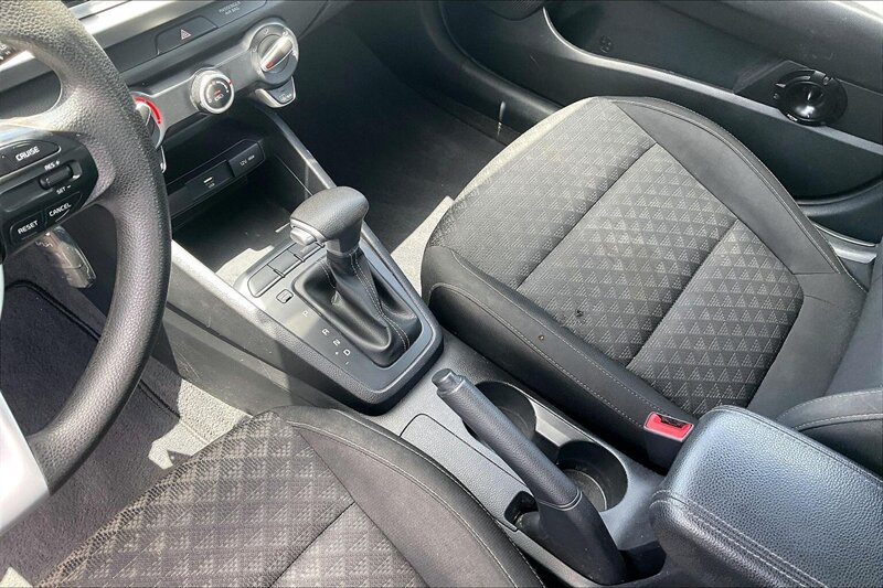 2023 Kia Rio LX - Photo 16 - Ponce, AL 00717