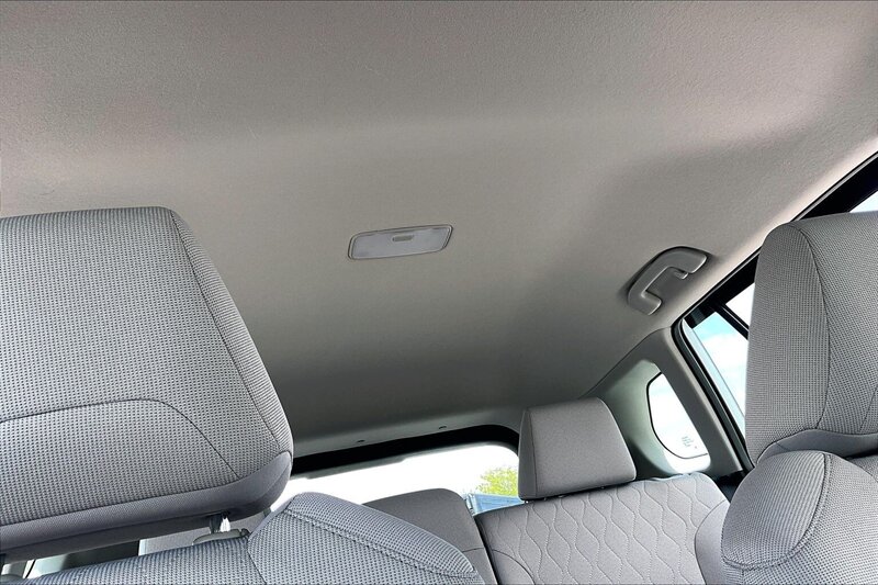 2026 Toyota Corolla Cross L - Photo 21 - Ponce, AL 00717