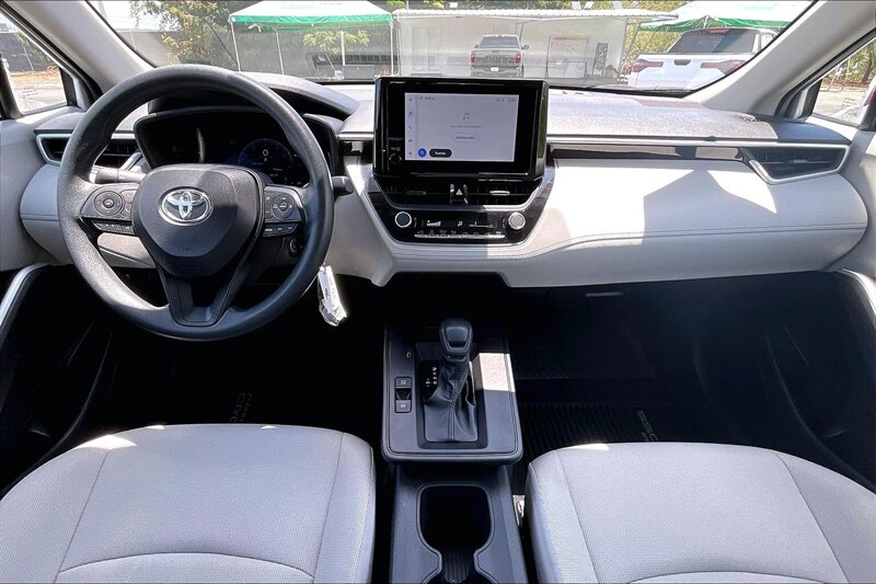 2026 Toyota Corolla Cross L - Photo 14 - Ponce, AL 00717