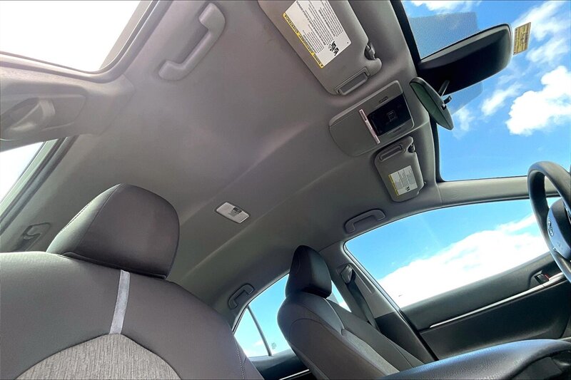 2022 Toyota Camry LE - Photo 22 - Ponce, AL 00717