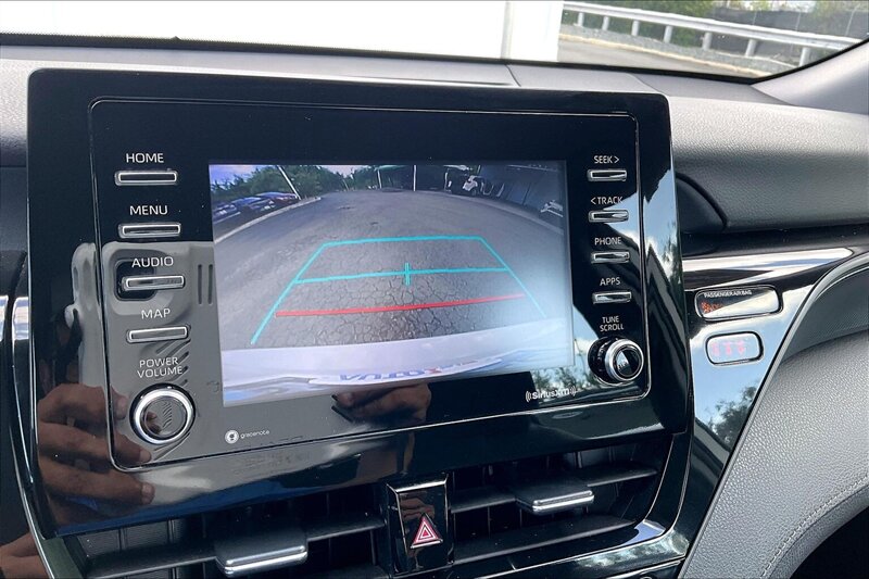 2022 Toyota Camry LE - Photo 21 - Ponce, AL 00717