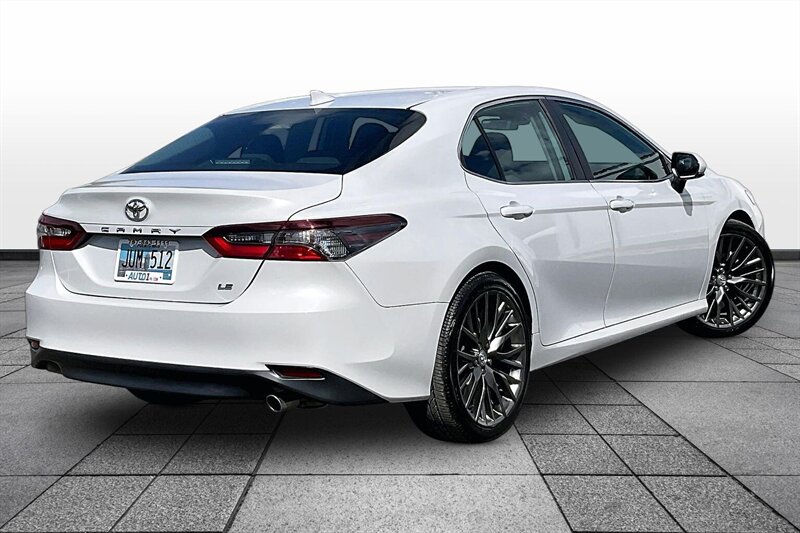 2022 Toyota Camry LE - Photo 13 - Ponce, AL 00717