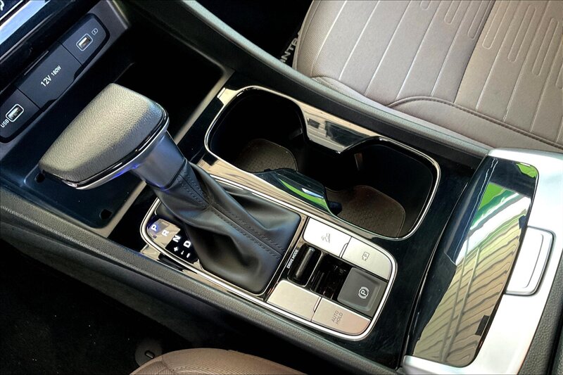 2024 Hyundai SANTA CRUZ SE - Photo 18 - Ponce, AL 00717