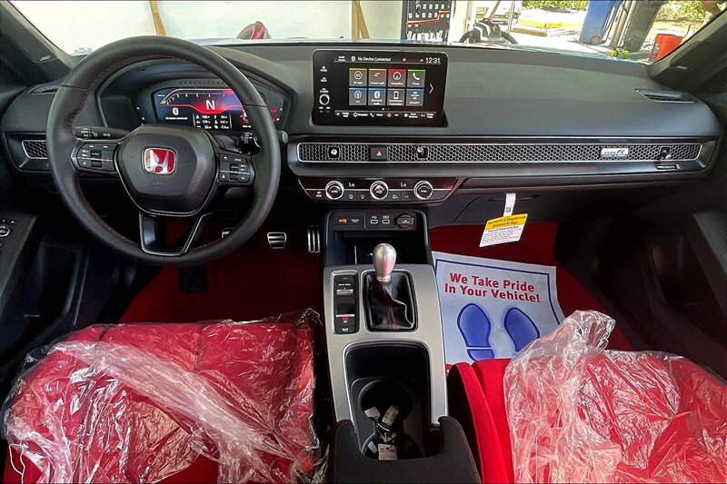 2024 Honda Civic Type R - Photo 15 - Ponce, AL 00717