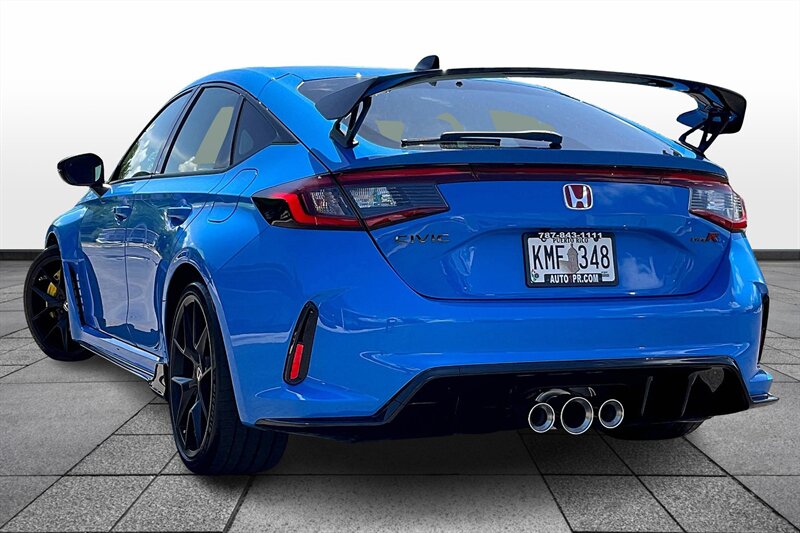 2024 Honda Civic Type R - Photo 12 - Ponce, AL 00717