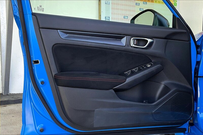 2024 Honda Civic Type R - Photo 23 - Ponce, AL 00717