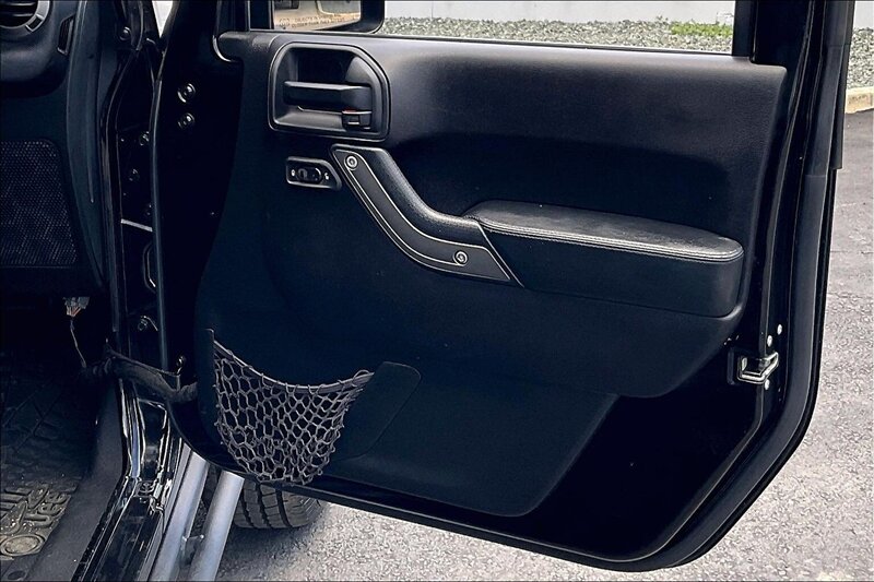 2016 Jeep Wrangler Unlimited Sport - Photo 22 - Ponce, AL 00717