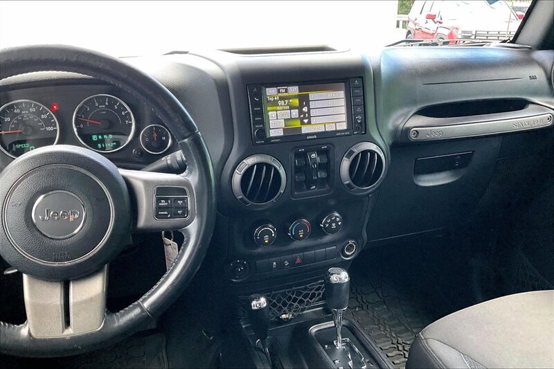 2016 Jeep Wrangler Unlimited Sport - Photo 6 - Ponce, AL 00717