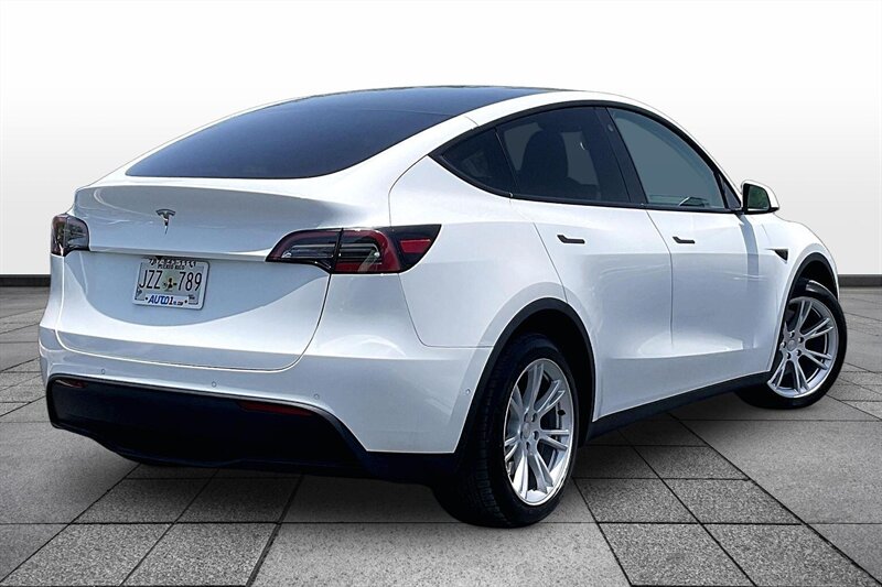 2022 Tesla Model Y Long Range - Photo 12 - Ponce, AL 00717