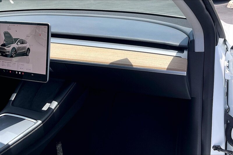2022 Tesla Model Y Long Range - Photo 15 - Ponce, AL 00717
