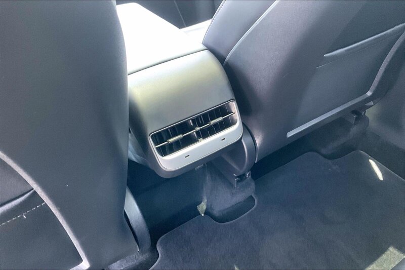 2022 Tesla Model Y Long Range - Photo 30 - Ponce, AL 00717