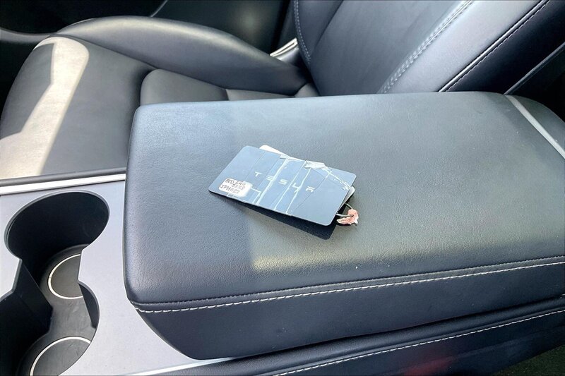 2022 Tesla Model Y Long Range - Photo 10 - Ponce, AL 00717