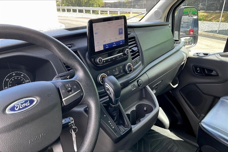2021 Ford Transit 350 - Photo 6 - Ponce, AL 00717