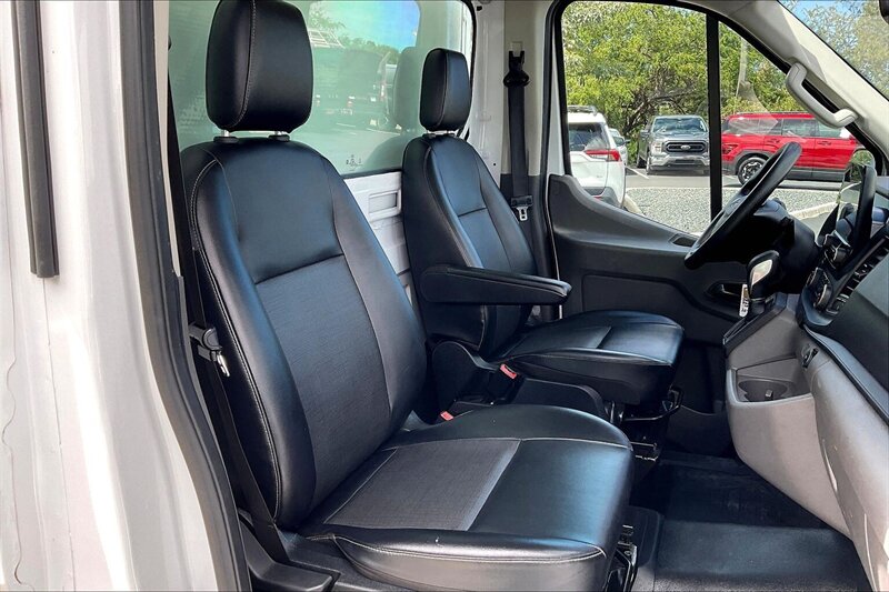 2021 Ford Transit 350 - Photo 7 - Ponce, AL 00717