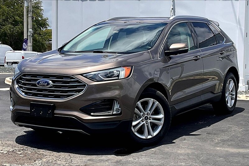 2019 Ford Edge SEL's photo