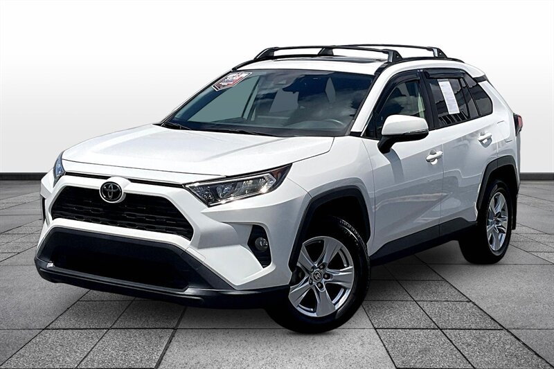 2021 Toyota RAV4 XLE - Photo 2 - Ponce, AL 00717