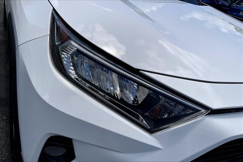 2021 Toyota RAV4 XLE - Photo 27 - Ponce, AL 00717