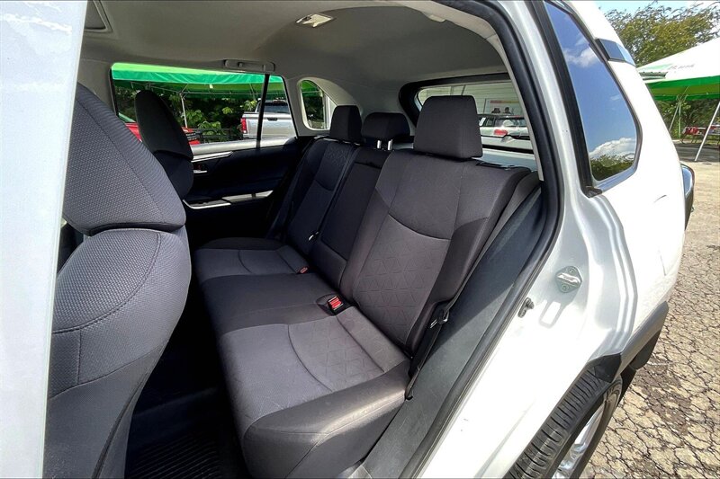 2021 Toyota RAV4 XLE - Photo 25 - Ponce, AL 00717