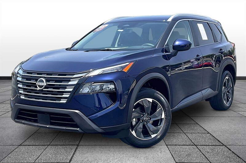 2025 Nissan Rogue SV - Photo 2 - Ponce, AL 00717