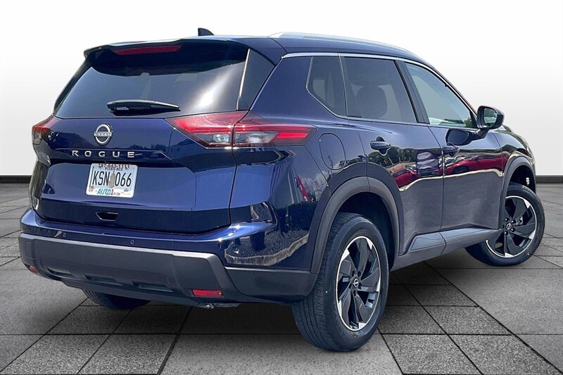 2025 Nissan Rogue SV - Photo 13 - Ponce, AL 00717