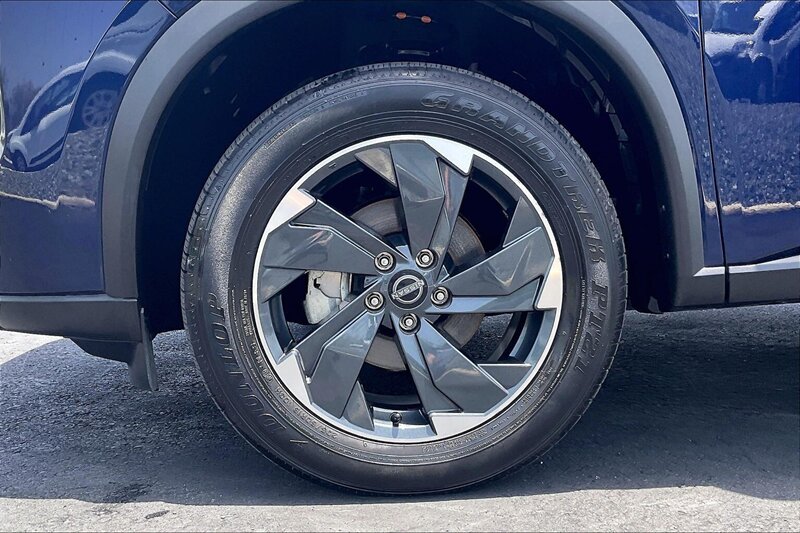 2025 Nissan Rogue SV - Photo 9 - Ponce, AL 00717
