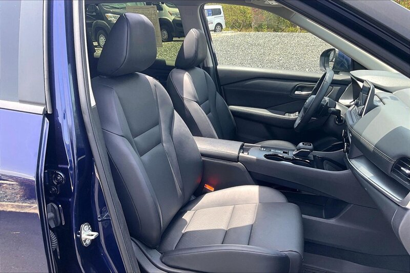 2025 Nissan Rogue SV - Photo 7 - Ponce, AL 00717