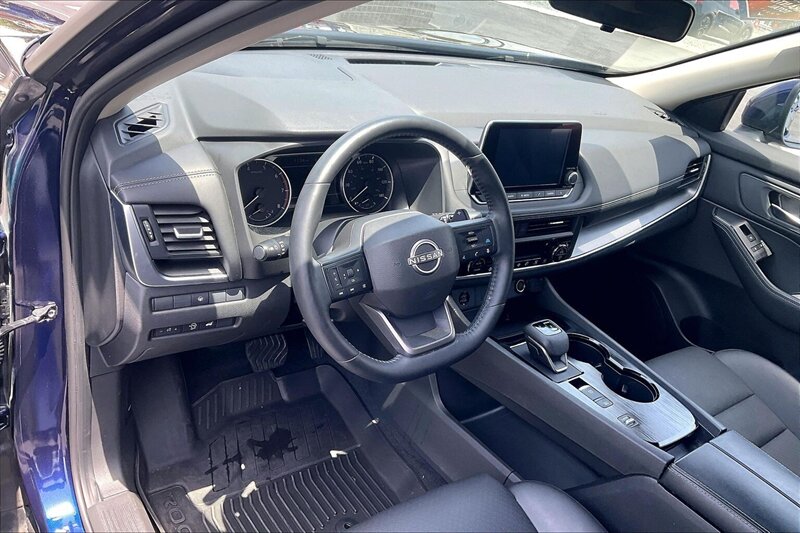 2025 Nissan Rogue SV - Photo 14 - Ponce, AL 00717